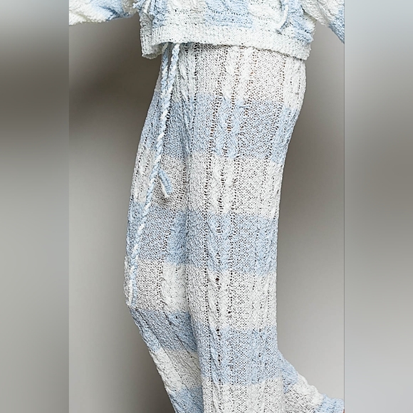 ​POL Blue & White Striped Cable Knit Hoodie & Wide Leg Pant Coordinated Set - Picture 6 of 12